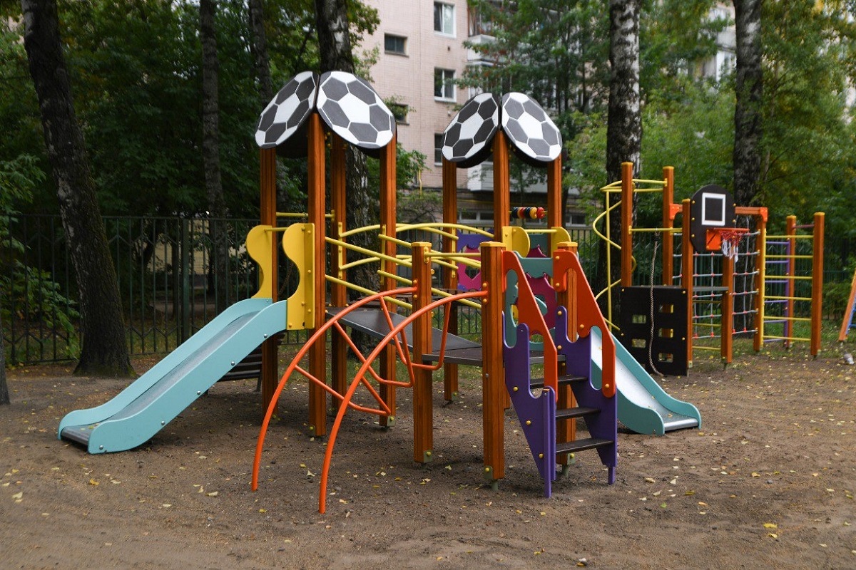 Популярная детская площадка в Твери привлекла внимание прокуратуры